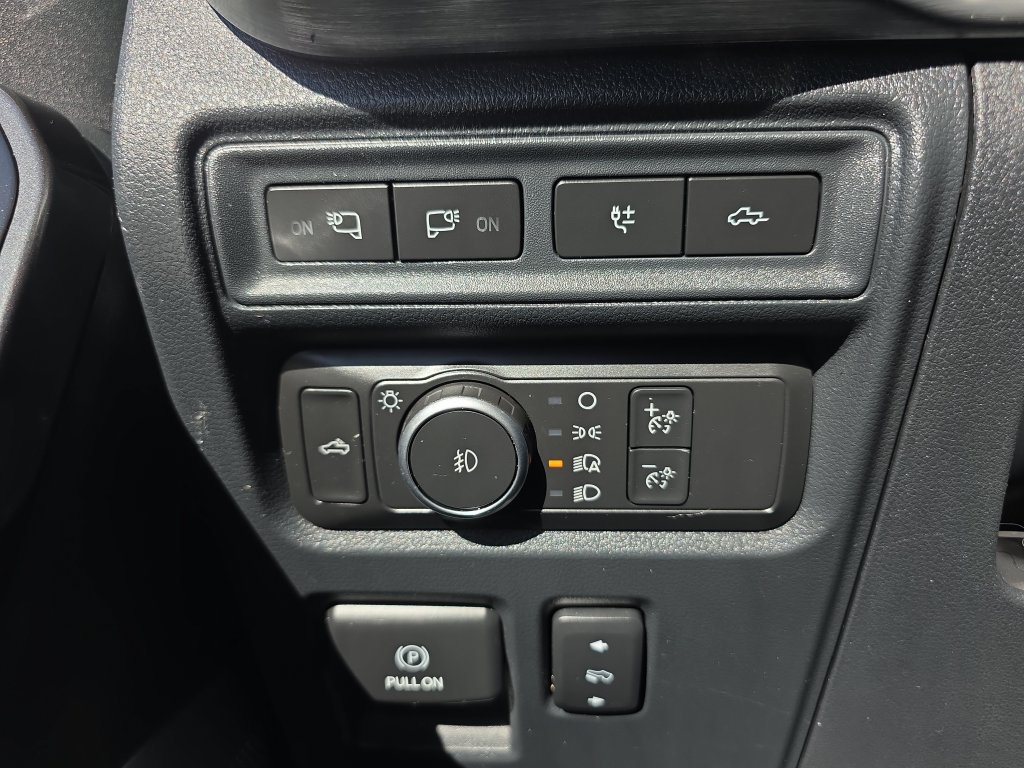 Used 2021 Ford F150 Lariat w/ Equipment Group 502A High AWD/4WD image 41