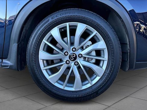 Used 2023 INFINITI QX50 Luxe image 10
