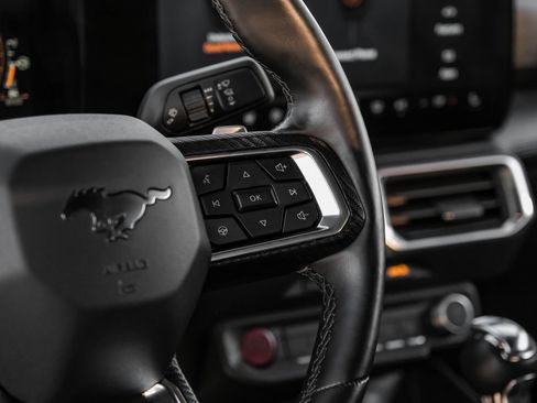 Used 2024 Ford Mustang GT Premium image 15