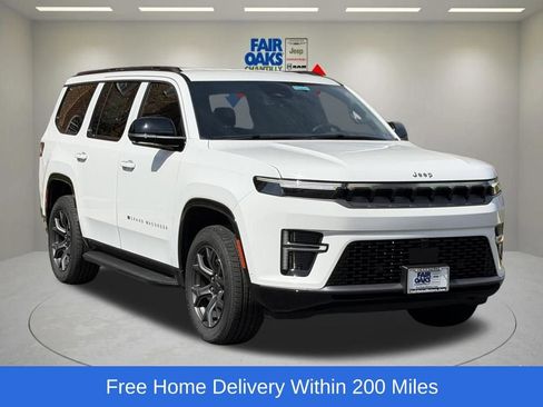 New 2026 Jeep Grand Wagoneer Limited AWD/4WD image 1