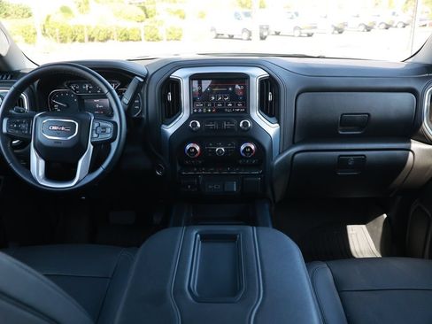 Used 2022 GMC Sierra 1500 SLT w/ SLT Premium Package AWD/4WD image 30