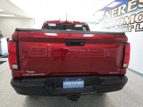 Certified 2024 Chevrolet Colorado ZR2 w/ Safety Package AWD/4WD image 10