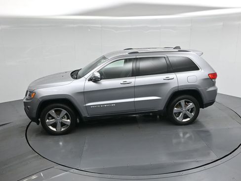 Used 2016 Jeep Grand Cherokee Limited image 43