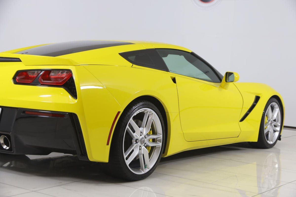 Used 2015 Chevrolet Corvette Stingray Coupe w/ ZF1 Appearance Package RWD image 43