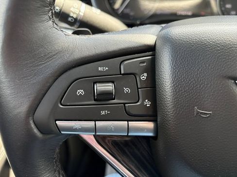 Certified 2024 Cadillac XT6 Premium Luxury w/ Technology Package AWD/4WD image 30