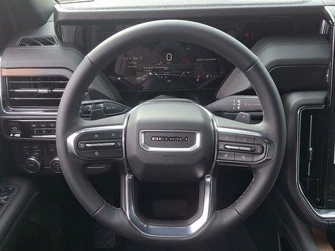 New 2026 GMC Yukon Denali AWD/4WD image 9