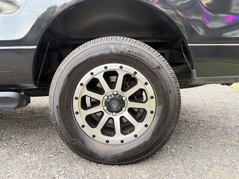 Used 2013 Ford F150 XLT w/ Luxury Equipment Group AWD/4WD image 9