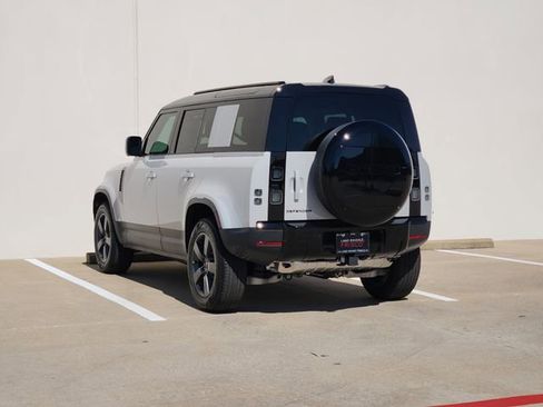 Used 2026 Land Rover Defender 110 S image 3