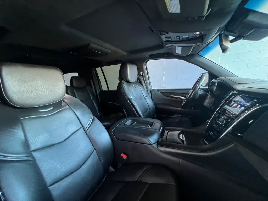 Used 2016 Cadillac Escalade ESV Platinum AWD/4WD image 22