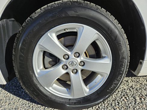 Used 2016 Toyota Sienna L image 53