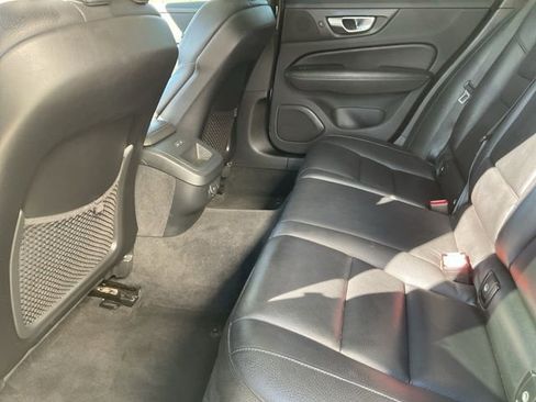 Used 2021 Volvo V60 T5 Cross Country w/ Advanced Package image 29