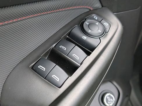Used 2024 Chevrolet TrailBlazer RS w/ Convenience Package FWD image 23
