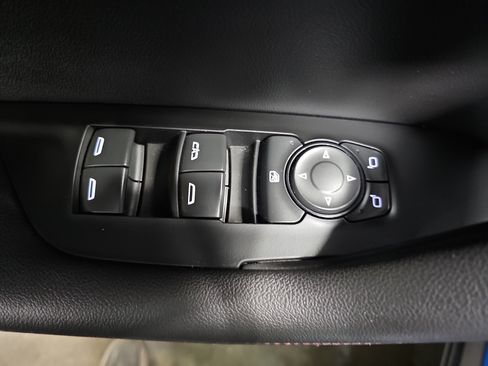 Used 2020 Chevrolet Blazer RS FWD image 28