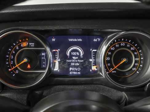 Used 2021 Jeep Wrangler Unlimited Sport image 30