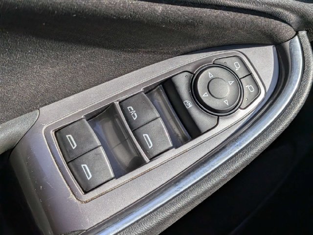 Used 2021 Chevrolet Malibu LT FWD image 21