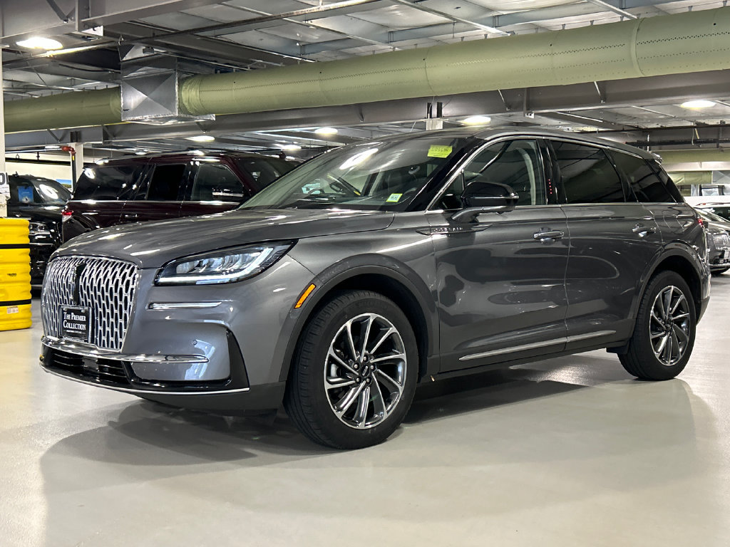 Used 2023 Lincoln Corsair AWD w/ Equipment Group 101A image 5