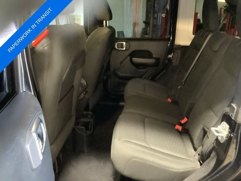 Certified 2019 Jeep Wrangler Unlimited Sport S AWD/4WD image 19