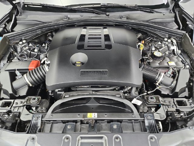 Certified 2026 Jaguar F-PACE R-Dynamic S AWD/4WD image 58