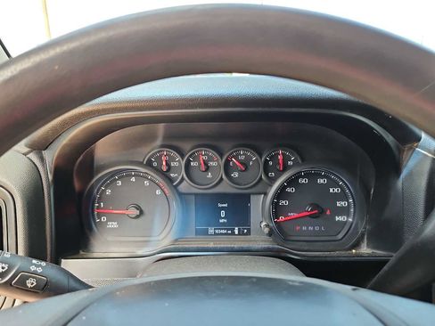 Used 2019 GMC Sierra 1500 4x4 Crew Cab w/ Convenience Package image 22