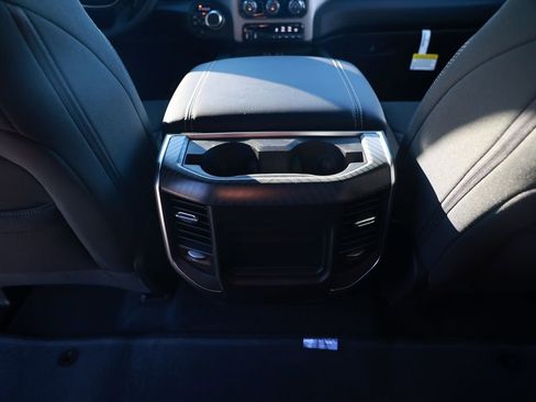 New 2026 RAM 1500 4x4 Crew Cab image 27