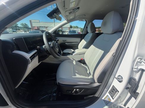 Used 2025 Hyundai Tucson SEL AWD/4WD image 29
