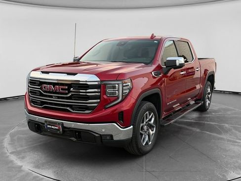 Used 2024 GMC Sierra 1500 SLT w/ SLT Premium Plus Package AWD/4WD image 7