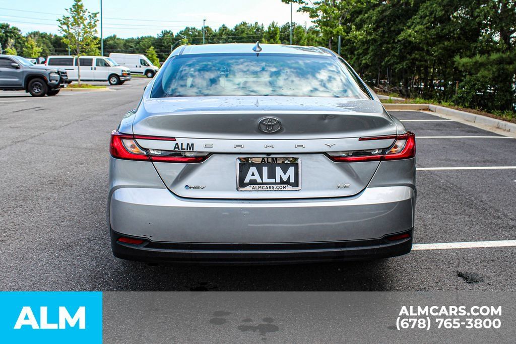 Used 2025 Toyota Camry LE FWD image 10