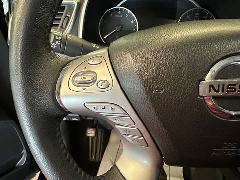 Used 2018 Nissan Murano SV w/ Premium Package AWD/4WD image 10