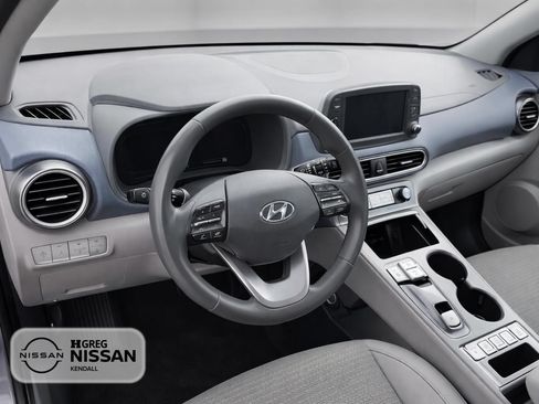 Used 2021 Hyundai Kona Limited FWD image 8