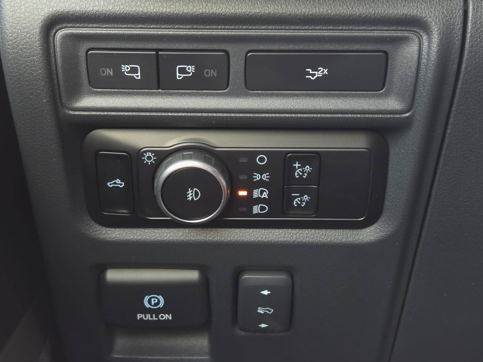 Used 2023 Ford F150 Lariat AWD/4WD image 22