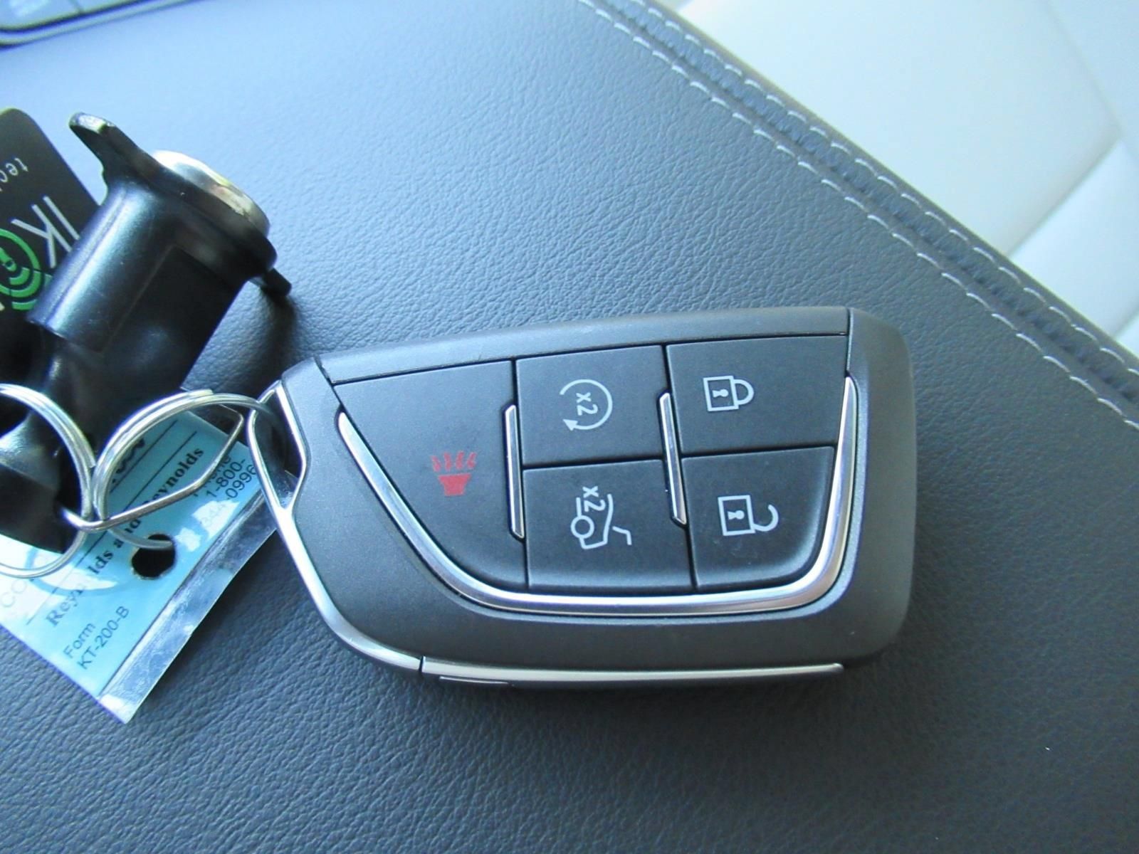 Used 2023 Cadillac CT4 Luxury w/ Sun And Sound Package RWD image 33