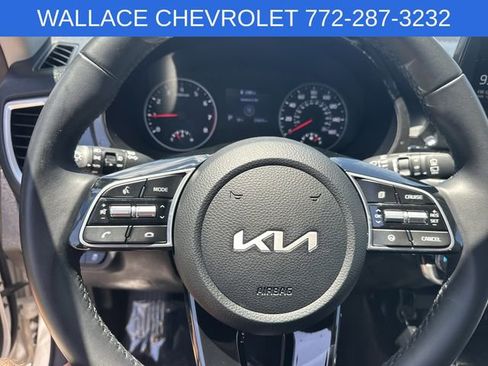 Used 2022 Kia Seltos EX AWD/4WD image 18