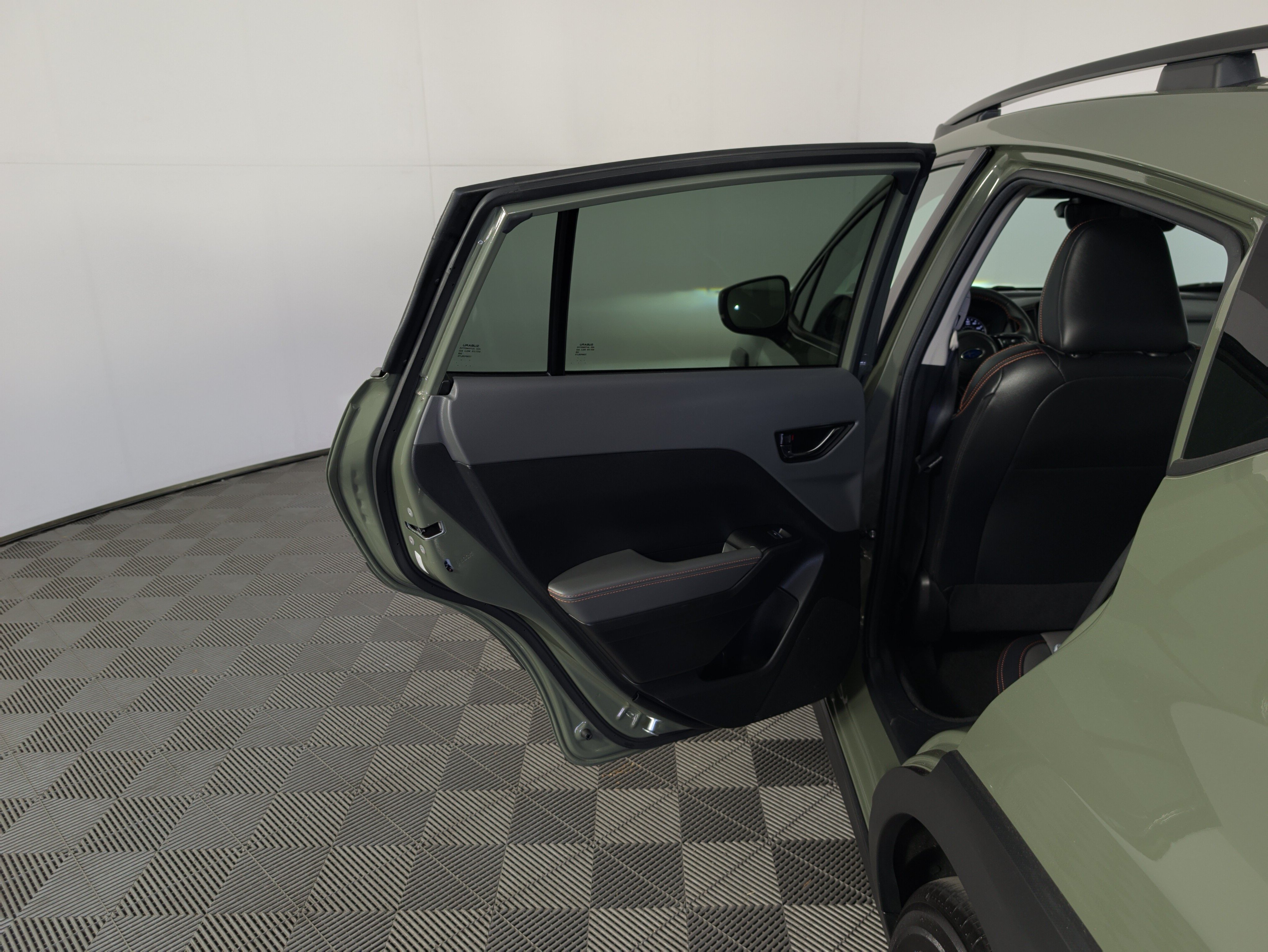 Used 2025 Subaru Crosstrek 2.5i Limited w/ Crosstrek Mirror Package AWD/4WD image 19