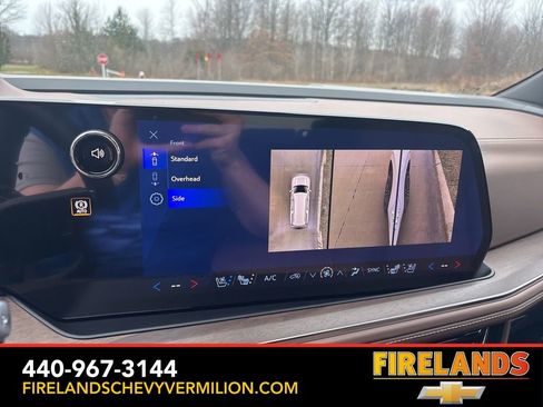 New 2026 Chevrolet Suburban High Country image 33