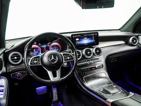 Used 2022 Mercedes-Benz GLC 300 4MATIC Coupe image 5