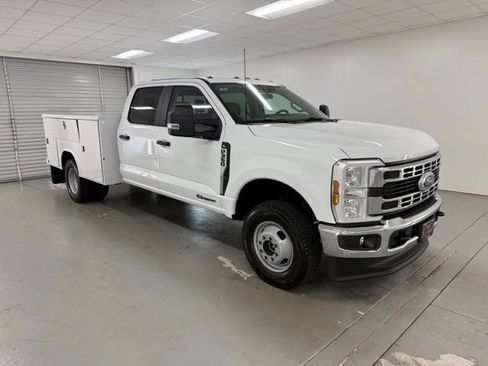 New 2026 Ford F350 XL w/ XL Chrome Package AWD/4WD image 3
