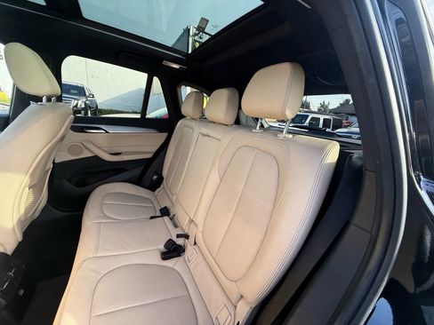 Used 2018 BMW X1 sDrive28i image 15