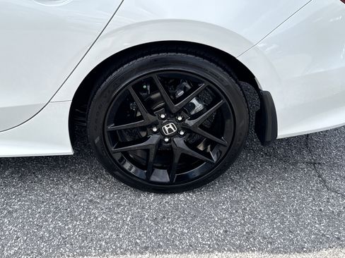 Used 2024 Honda Civic Sport image 13