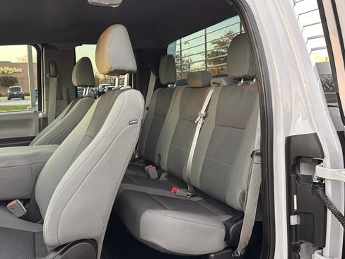 Used 2018 Ford F150 XL w/ Equipment Group 101A Mid image 11