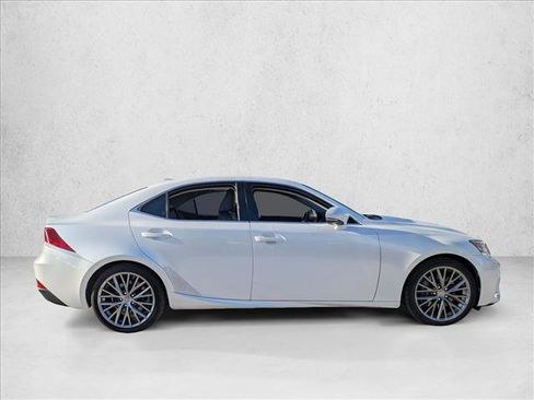 Used 2016 Lexus IS 200t w/ Premium Package image 4