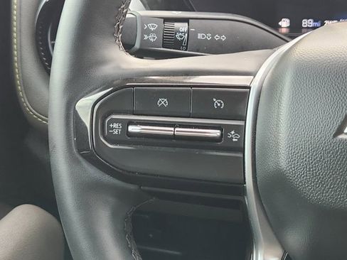 Used 2024 Chevrolet Colorado ZR2 w/ ZR2 Convenience Package III image 27