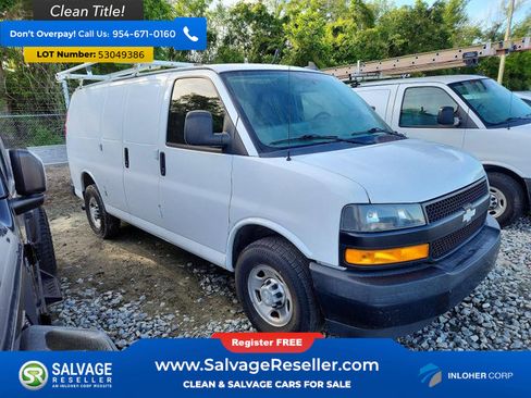 Used 2020 Chevrolet Express 2500 w/ Driver Convenience Package RWD image 5