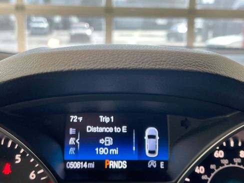 Used 2017 Ford Escape SE AWD/4WD image 15