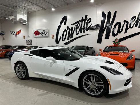 Used 2016 Chevrolet Corvette Stingray Coupe w/ 2LT Preferred Equipment Group image 27
