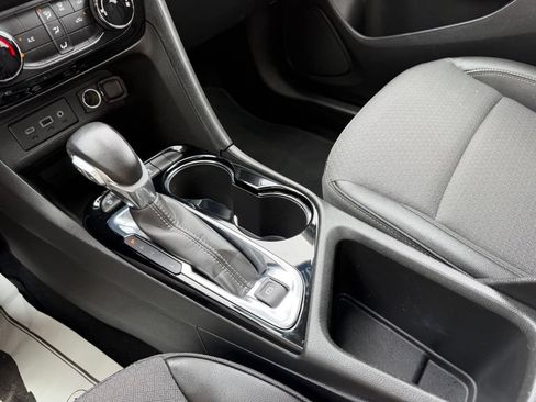 Certified 2023 Buick Encore GX Preferred FWD image 23