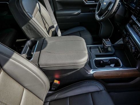 New 2026 Chevrolet Silverado 1500 High Country AWD/4WD image 21