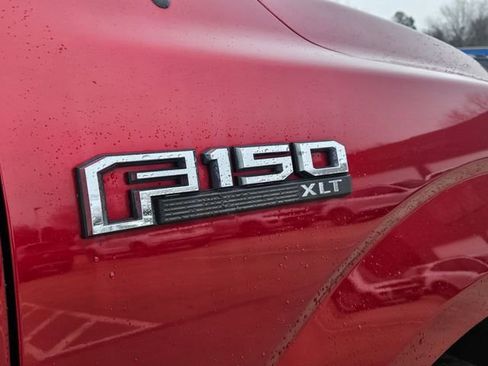 Used 2017 Ford F150 XLT image 4
