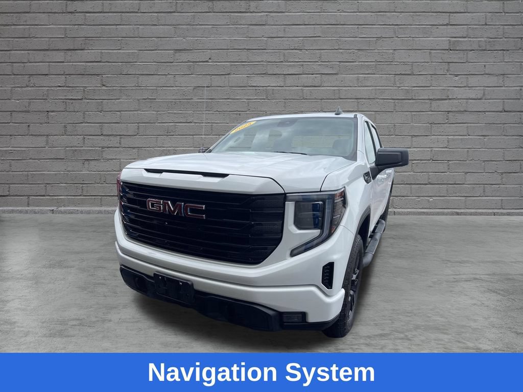 Used 2025 GMC Sierra 1500 Elevation AWD/4WD image 3