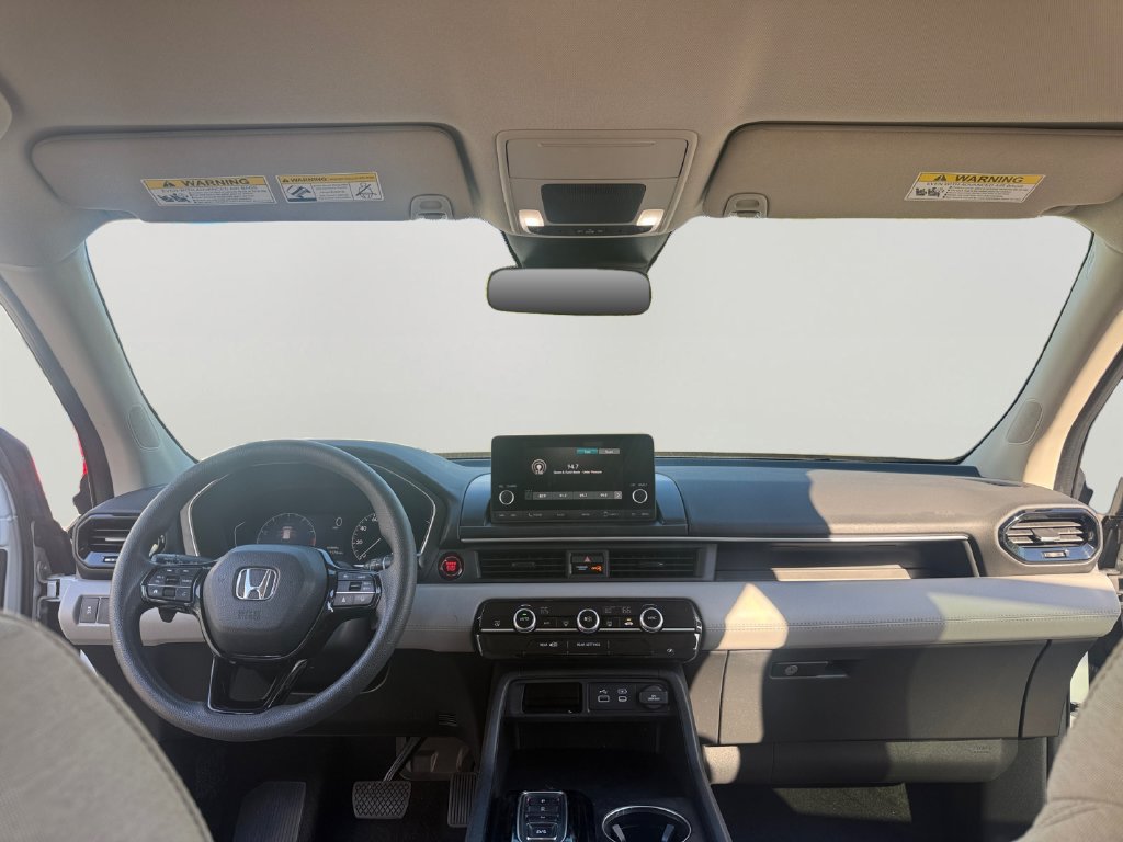 Used 2023 Honda Pilot LX image 10