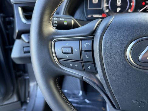 Certified 2022 Lexus UX 200 image 20